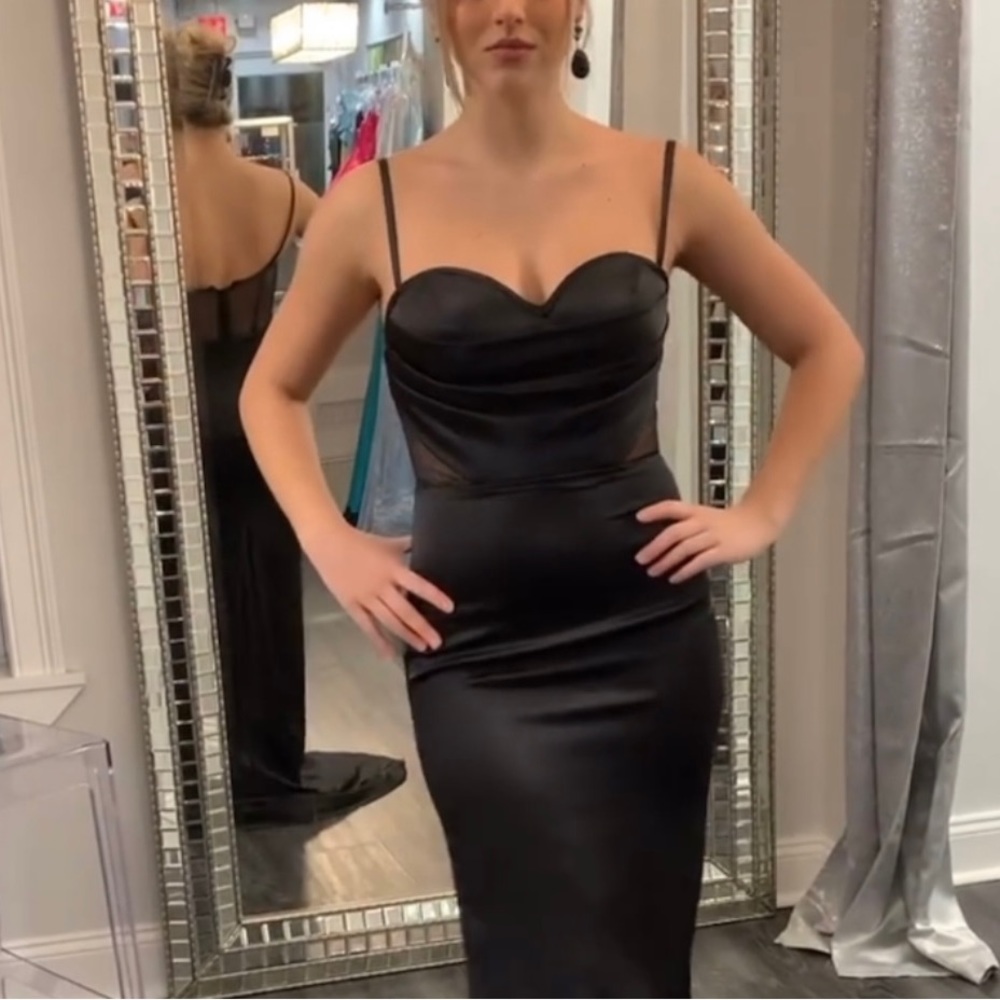 Black Portia and Scarlett gown